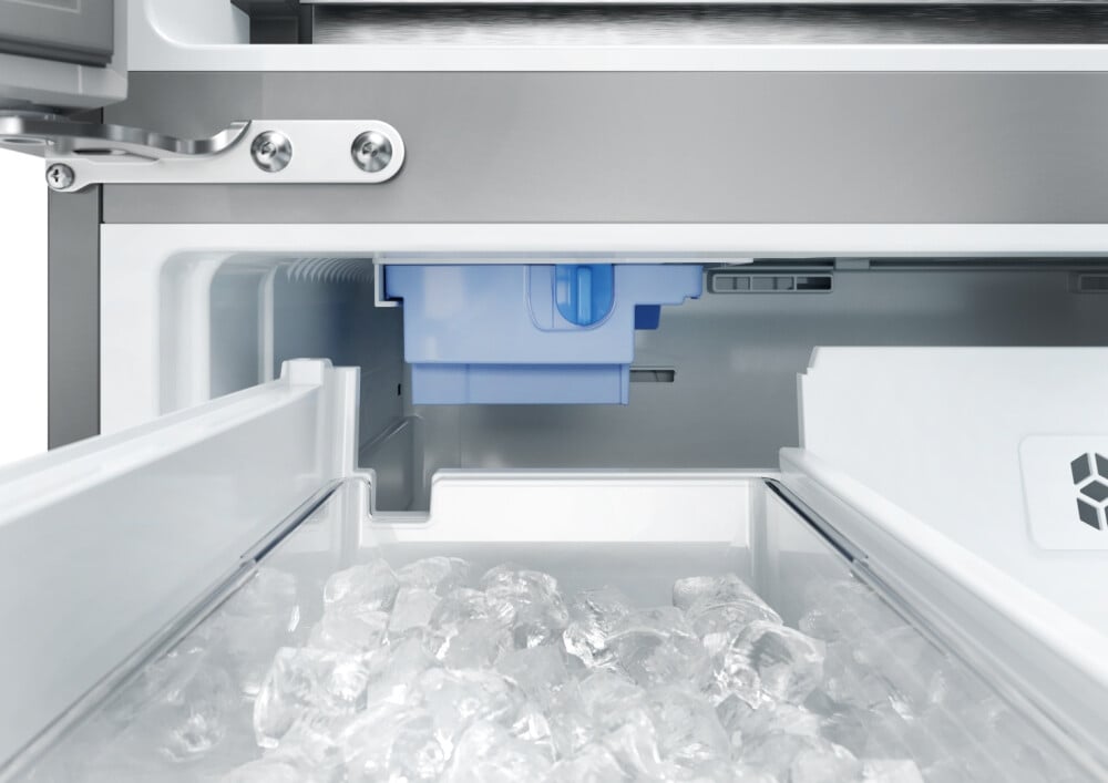 032baa249196cd208ee9c5a85604a1c1-2