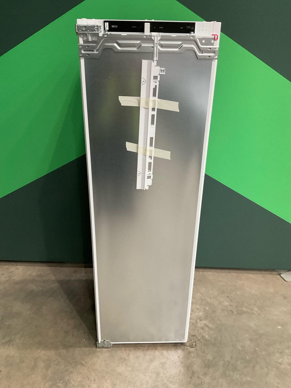 NEFF N90 GI7815CE0G Integrated 177cm Frost Free Upright Freezer