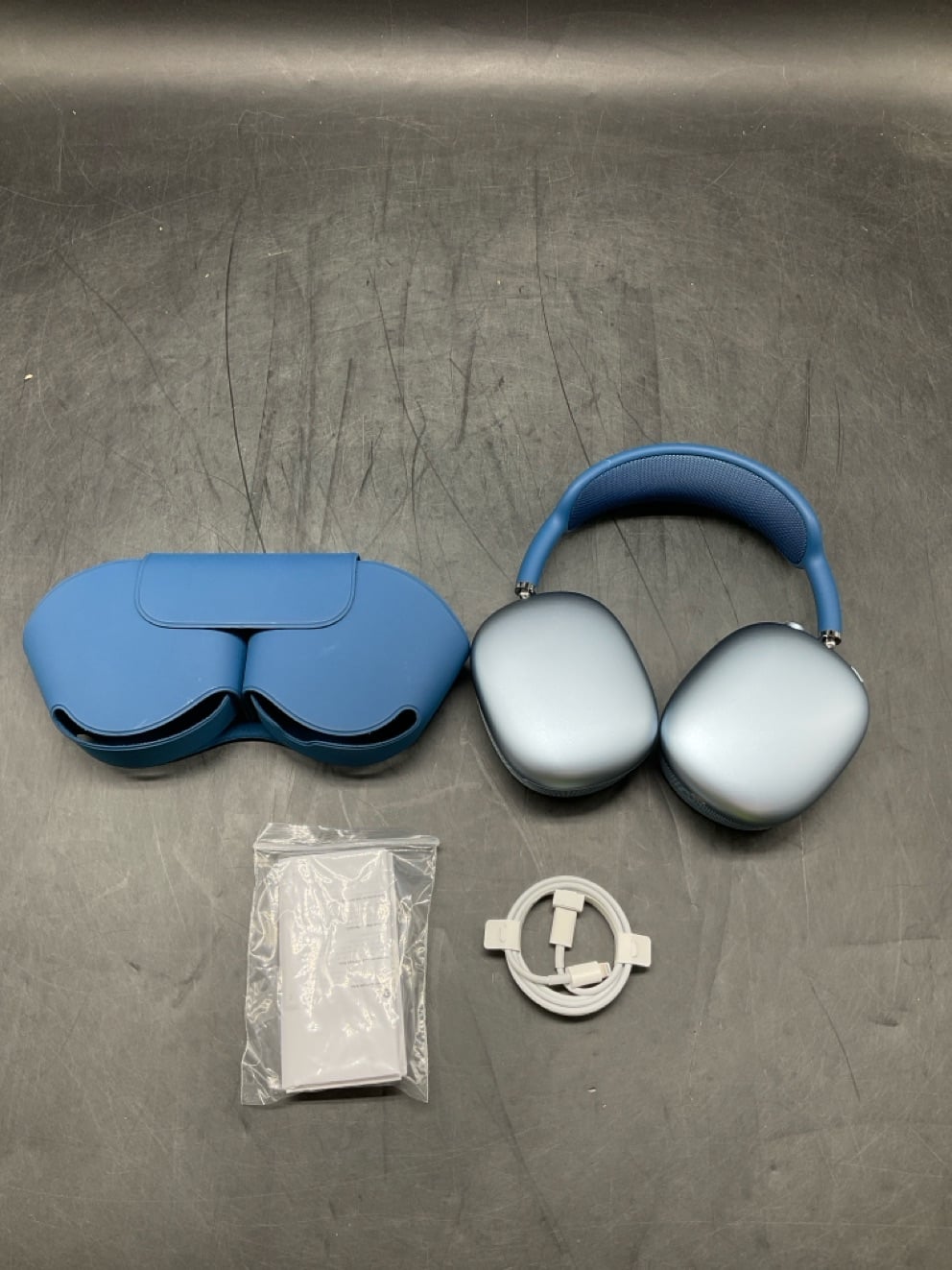 Apple Refurbished AirPods Max - Lightning - Sky Blue RFMGYL3ZM/A