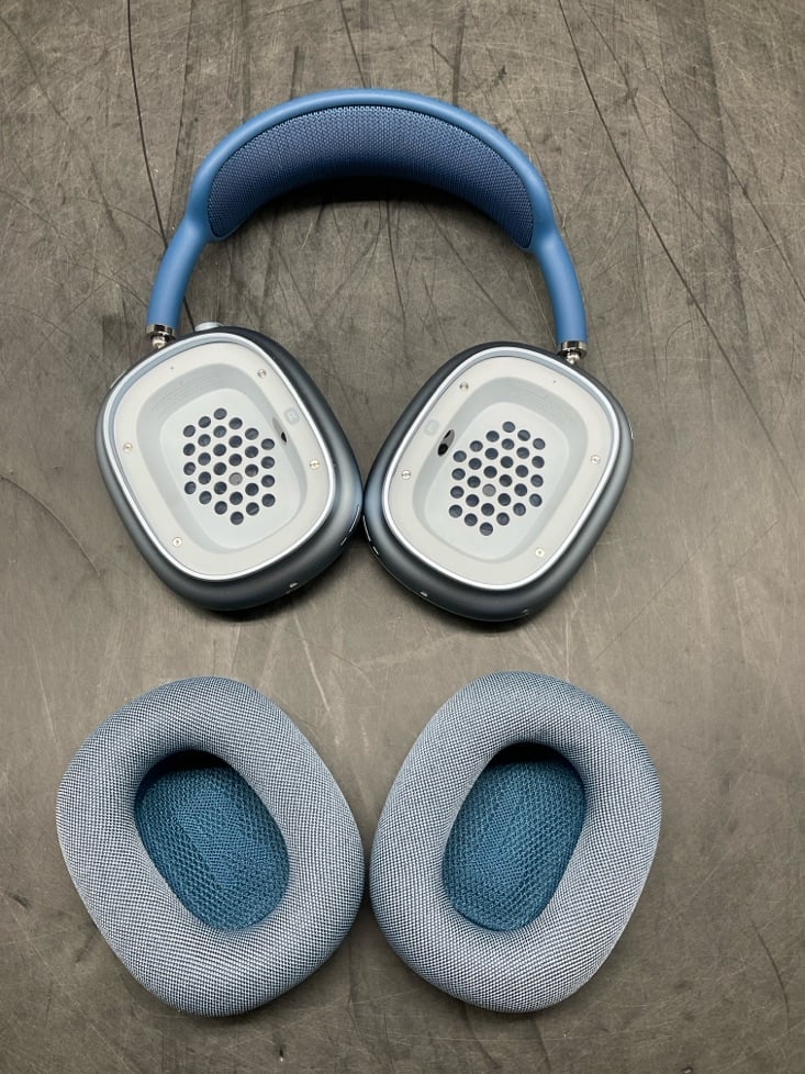 Apple Refurbished AirPods Max - Lightning - Sky Blue RFMGYL3ZM/A