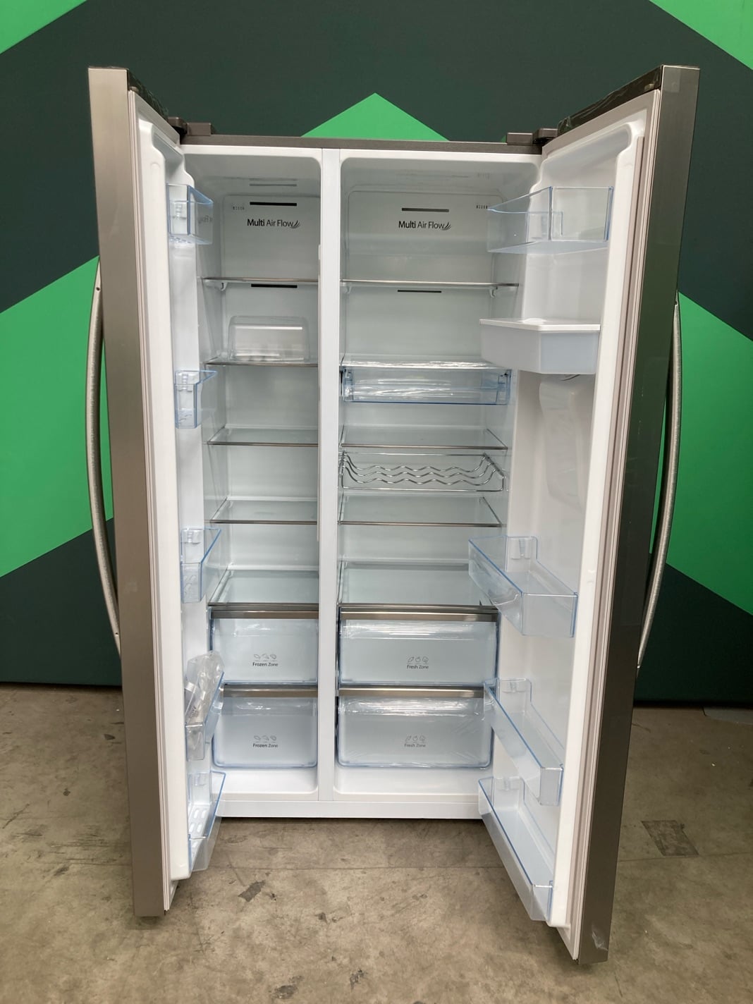 蓮ページ Hisense RS741N4WCE Total No Frost American Fridge Freezer