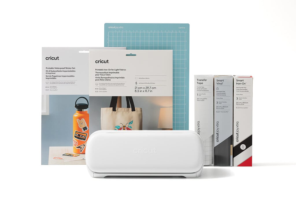 Cricut Joy Xtra™ Starter Bundle Smart Cutting Machine – White – 8002010 #416704